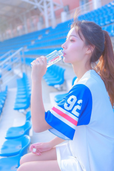 胸大的姑娘韩国播放